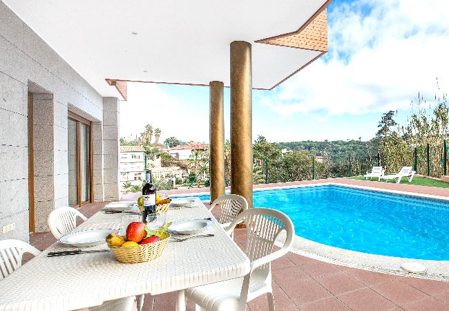  en Lloret de Mar -  2PAU01- Preciosa casa per a 8 persones amb piscina privada situada a prop de la platja de Lloret de Mar