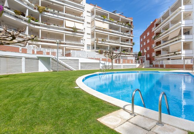  in Lloret de Mar - 2KIS02- Cozy apartment for 4 people with pool located near the beach